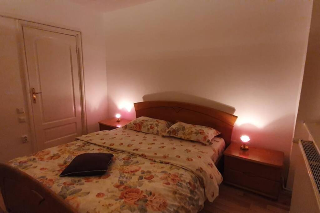 Titian'S Cozy Apartment Sibiu Exterior photo