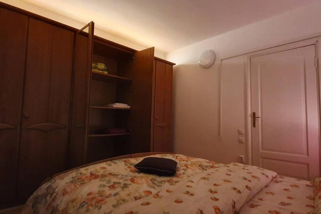 Titian'S Cozy Apartment Sibiu Exterior photo